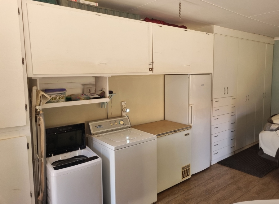 3 Bedroom Property for Sale in Buffelspoort Eco Estate North West